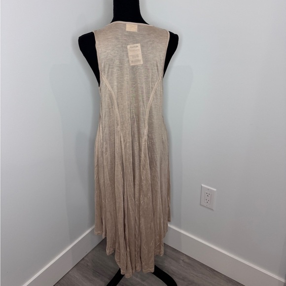 H.I.P Beige Lightweight Sleeveless Cardigan (S) - Picture 4 of 7